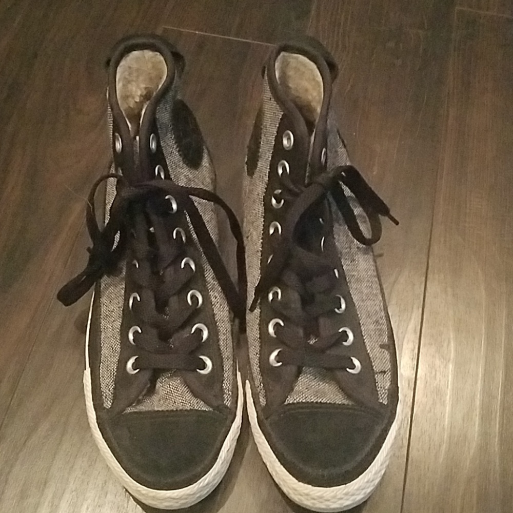 Converse fleece lined hightops